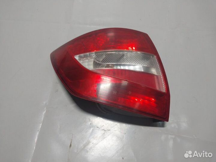Фонарь крыла задний левый Лада Granta седан 2013