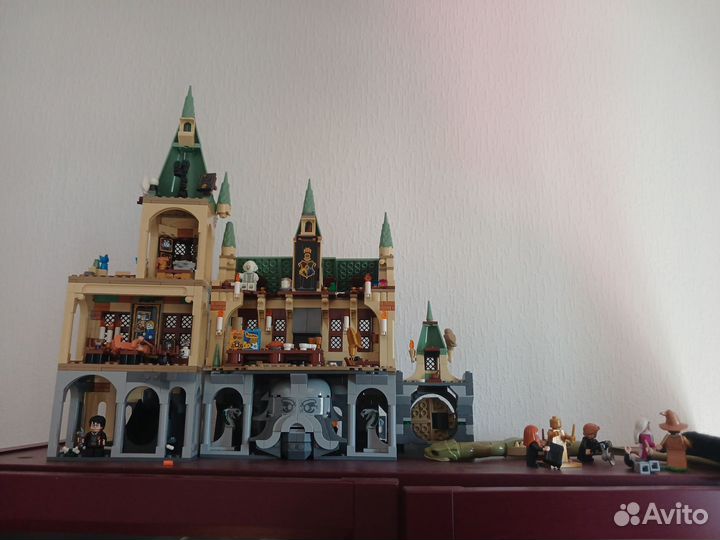 Замок Хогвартс lego