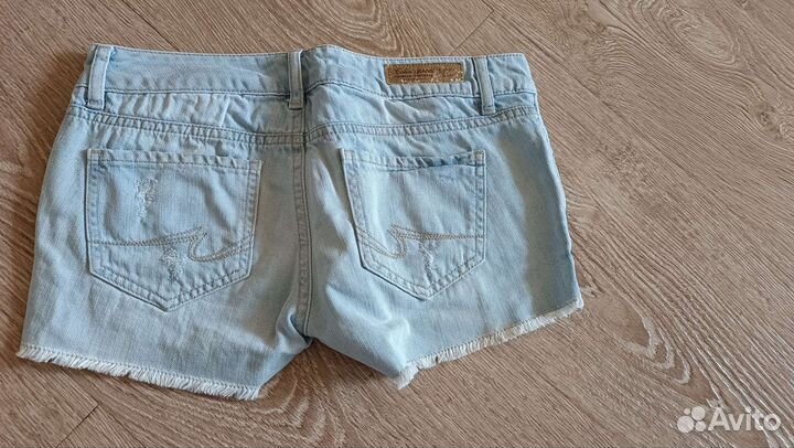 Шорты женские Colin's