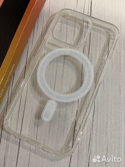 Чехол на iPhone 13 pro magsafe