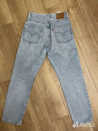 Женские джинсы levis 501