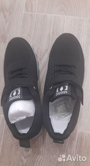 Кроссовки женские новые 38р