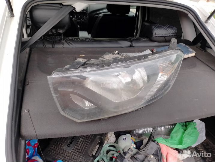 Фары на LADA Гранту фл