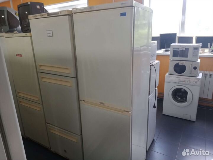 Холодильник Стинол 180 см