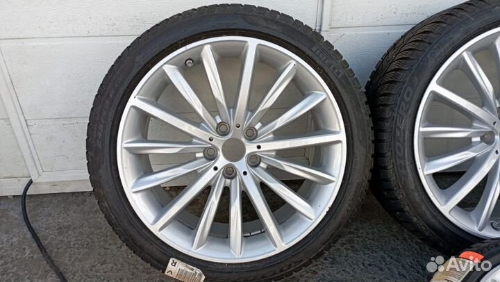 Зимние колеса R19 BMW G30 G31 стиль 633