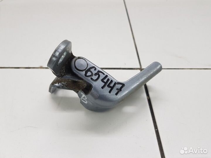 Петля верхняя передней левой двери (Kia Ceed III)