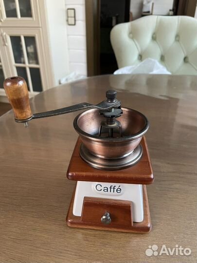 Кофемолка ручная Италия