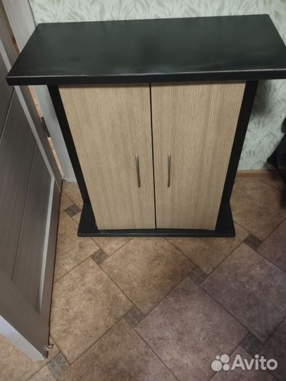 Аквариум с тумбой