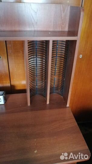 Компьютерный стол