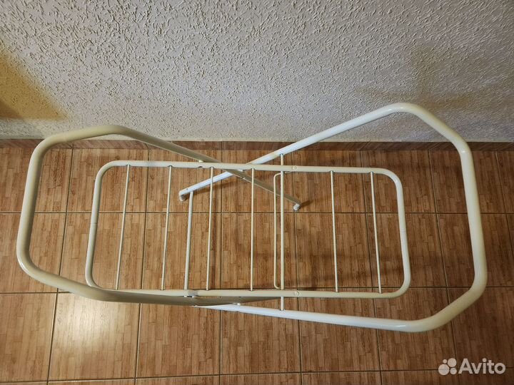 Подставка для детской ванночки с сушилкой