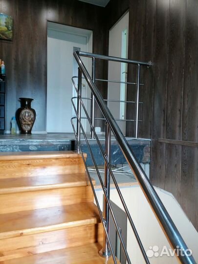 Перила для лестниц