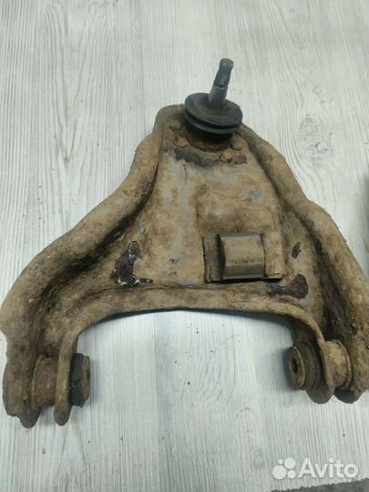 Верхние рычаги Chevrolet Blazer S10