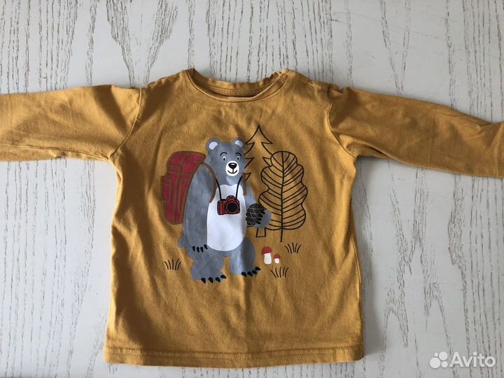 Пакет весенних кофточек на мал. р 80 в хор.сост