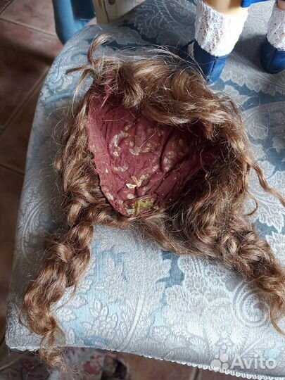 Антикварная кукла