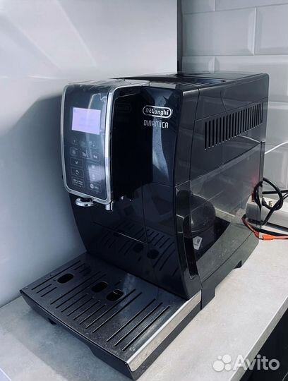 Кофемашина delonghi dinamica