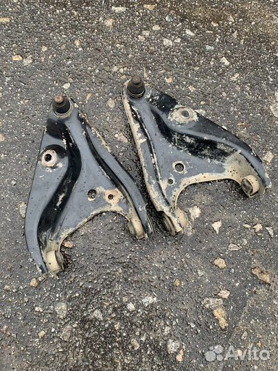 Рычаги на renault logan / sandero