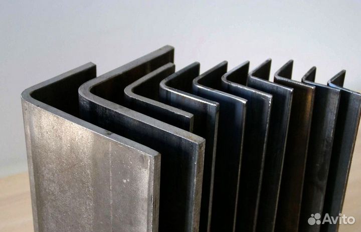 Уголок стальной