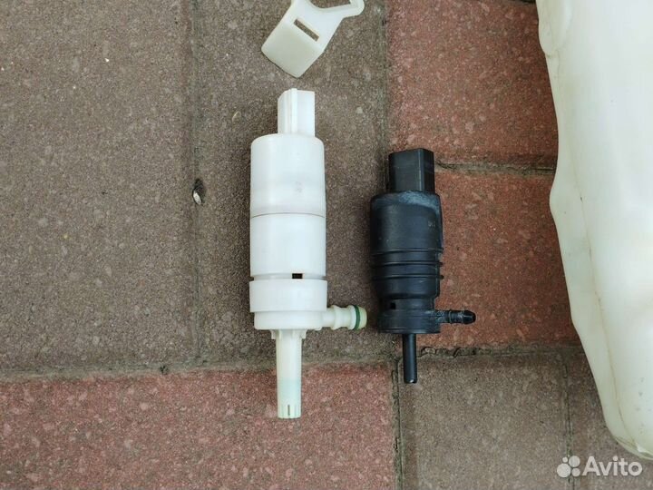 Бачок омывателя Mercedes W211