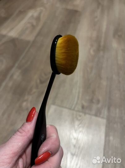 Кисть для макияжа новая