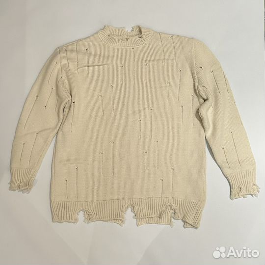 Свитер женский оверсайз рваный