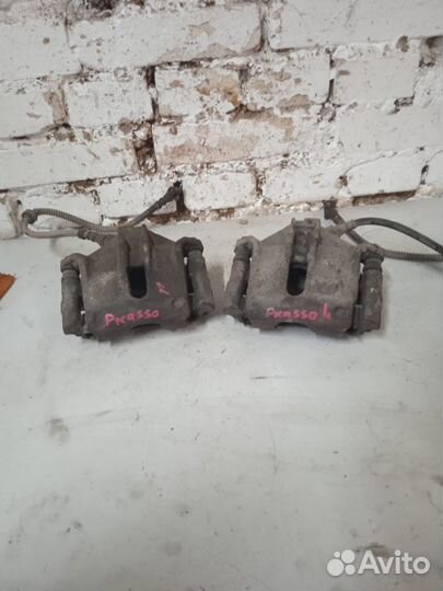 Суппорта передние Citroen Xsara Picasso