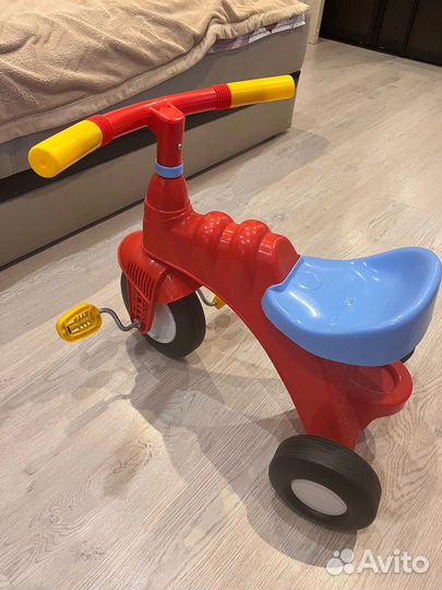 Трехколесный велосипед