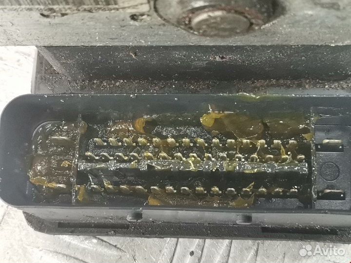 Блок ABS для Peugeot-Citroen C3 1 9649028880