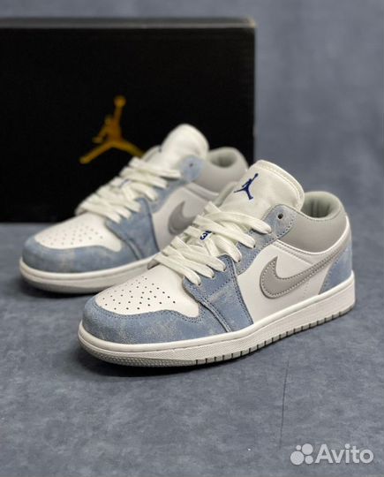 Кроссовки Nike air Jordan 1