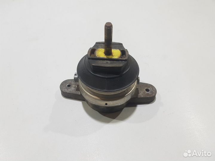 Опора АКПП передняя ауди а8 audi a8