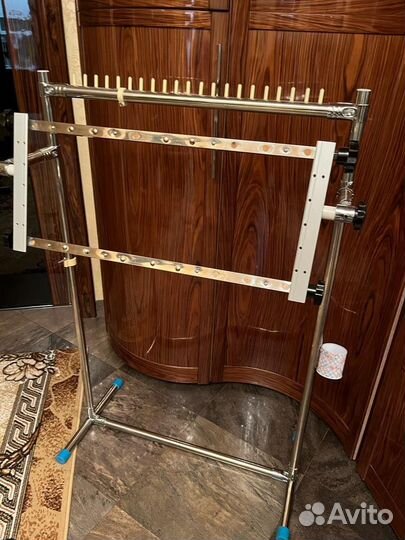 Станок для вышивания напольный