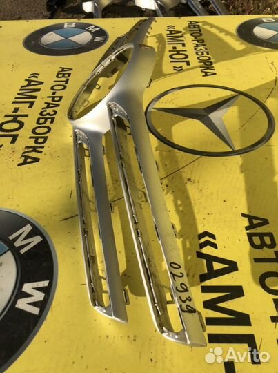 Mercedes W166 GLE Молдинг накладка решетки радиато