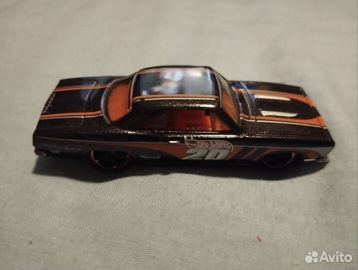 Hot wheels машинки лотом