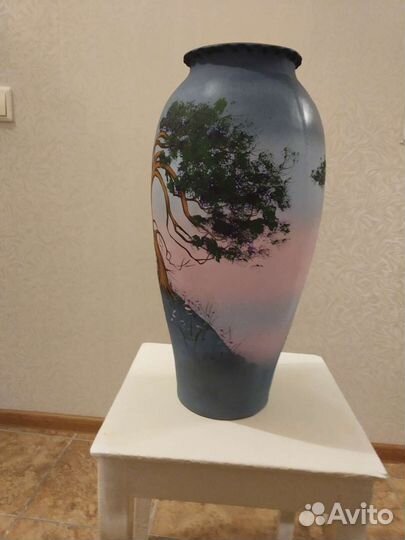 Керамическая ваза для цветов