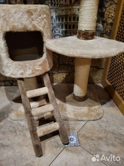 Домик для кошки с когтеточкой бу