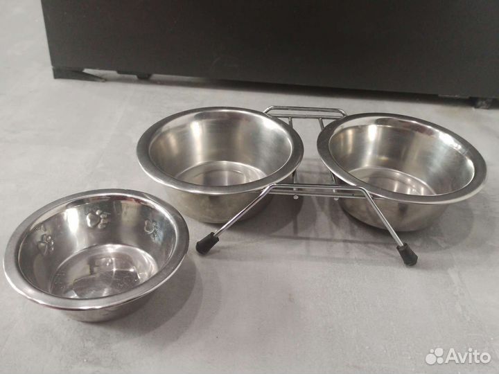 Миска для животных на подставке