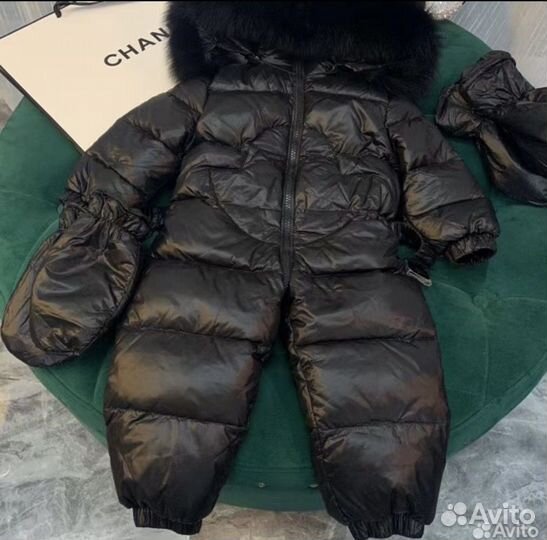 Зимний комбинезон moncler оригинал