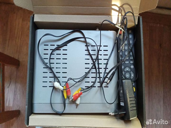 Ресивер триколор б/у