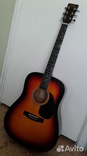 Гитара классическая, металлические струны