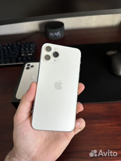 iPhone 11 Pro, 64 ГБ