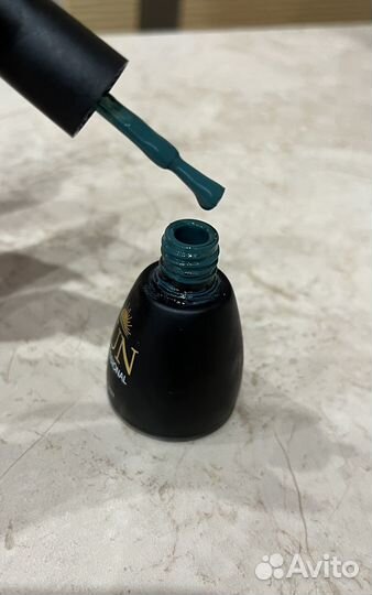 Гель лак для ногтей