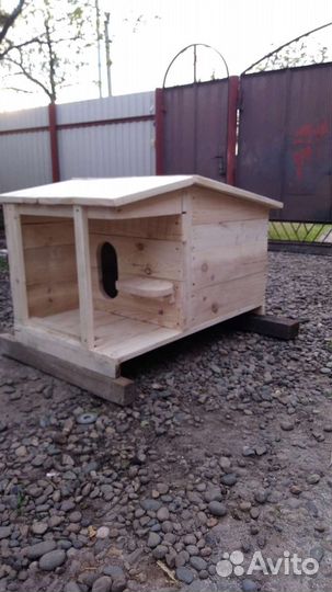 Будка для маленькой собаки