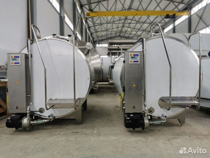 Танк охлаждения молока 2000л,охладитель закрытый