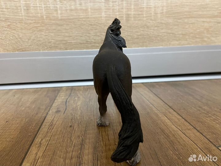 Шайрский жеребец Schleich