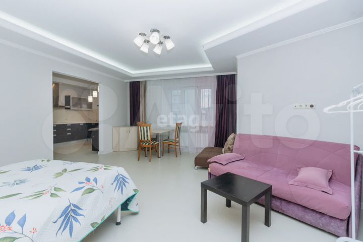 2-к. квартира, 65 м², 5/15 эт.