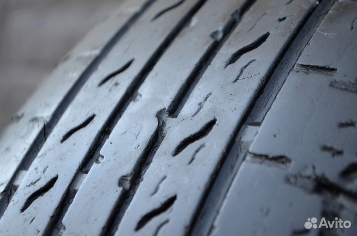 Nexen Roadian 571 235/65 R17