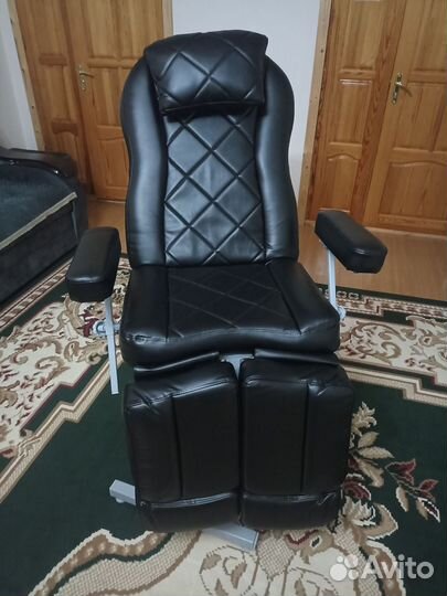 Кресло для педикюра с гидравликой