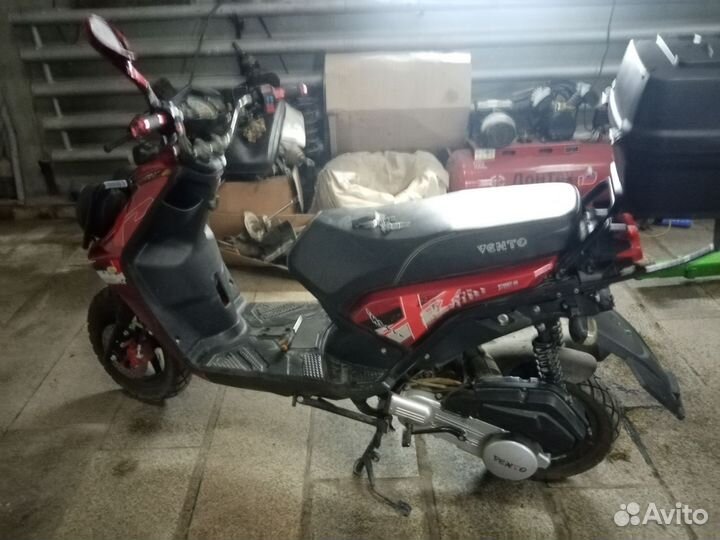 Скутер vento