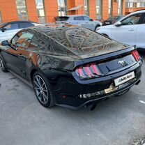 Ford Mustang 2.3 AT, 2018, 115 300 км, с пробегом, цена 2 550 000 руб.