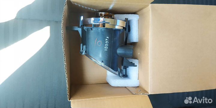 Фара противотуманная правая Опель zafira b