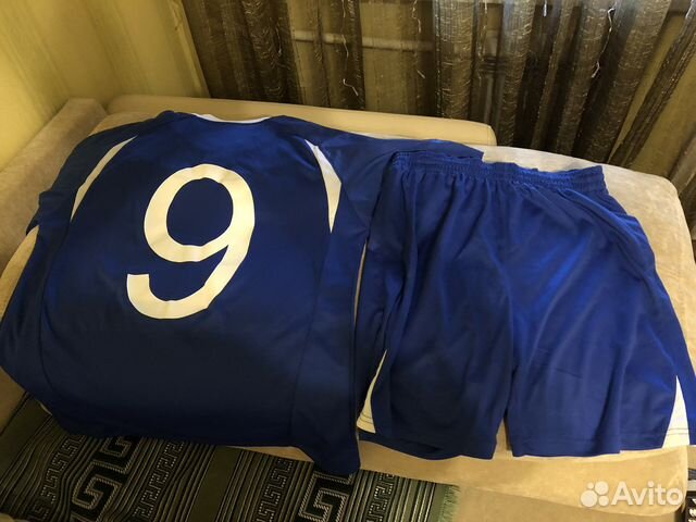 Продам футбольную форму